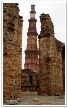 qutub-minar-delhi
